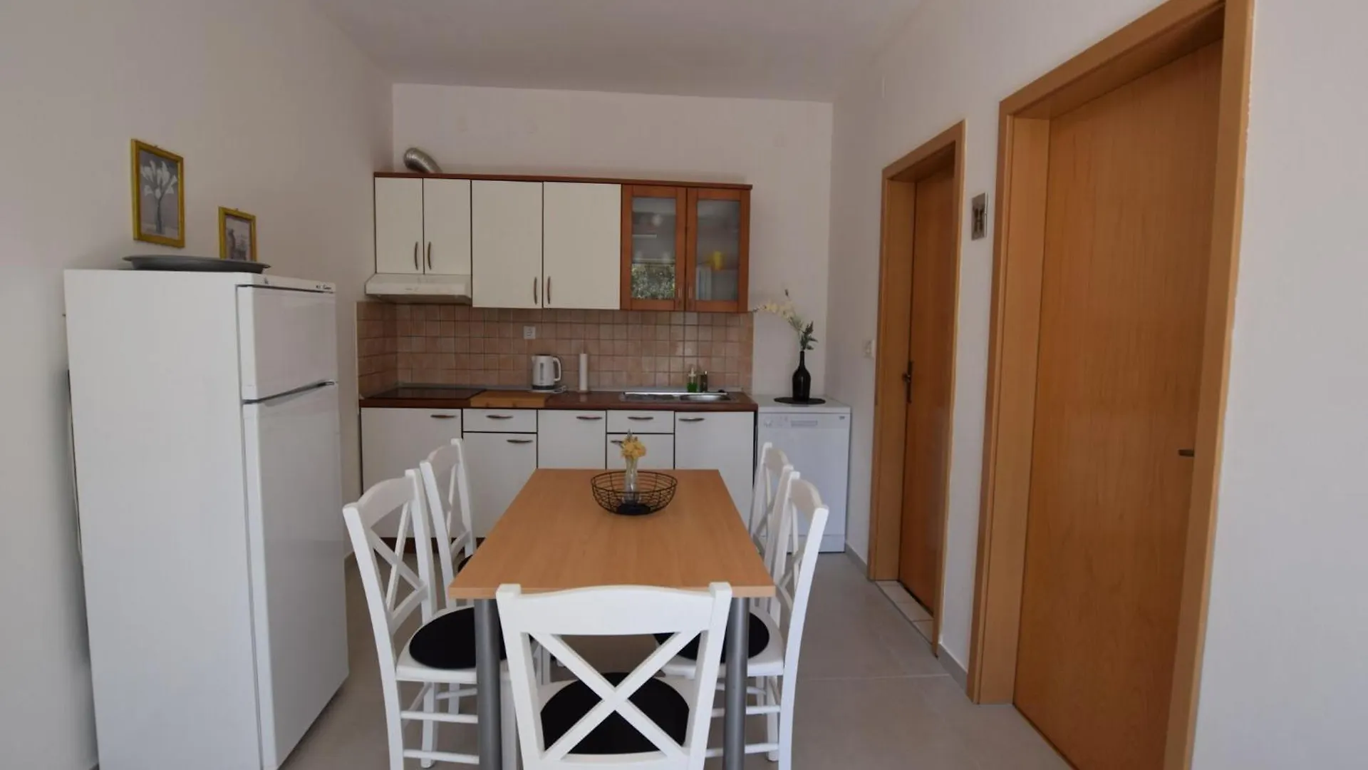Quaint Holiday Home In Mandre With Private Garden