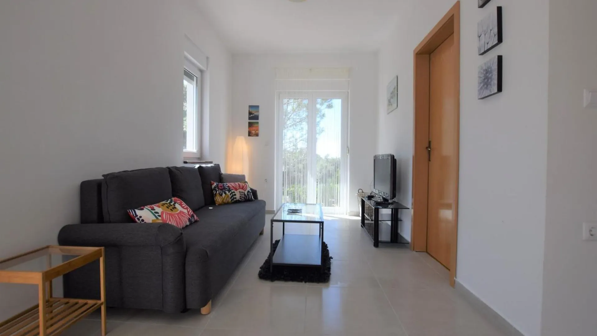 Quaint Holiday Home In Mandre With Private Garden