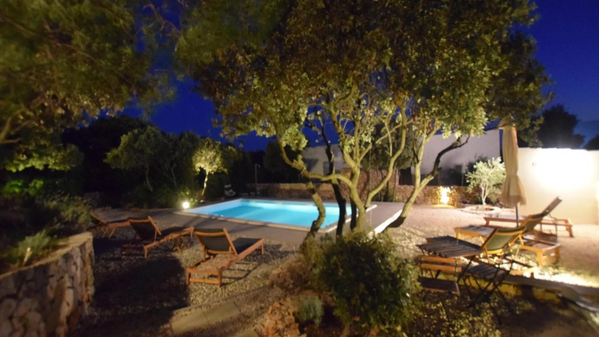 Quaint Holiday Home In Mandre With Private Garden Croatia